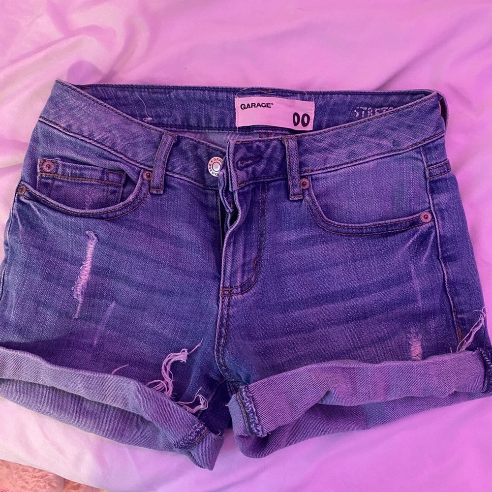 Mid-Wash Garage shorts